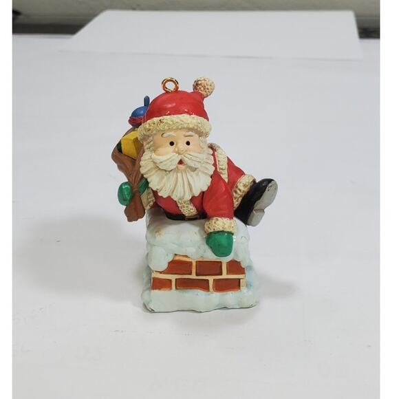 Vintage Christmas Ornament "Santa in a Chimney" Trim A Tree Charm 1992 - Picture 5 of 8